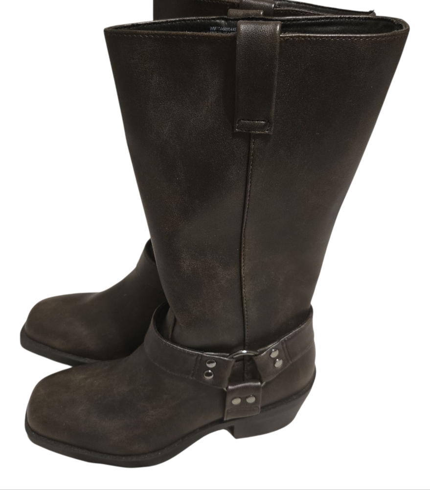 NEW-never worn- Women’s brown boots-size 8.5 - Time and Tru -half zipper - Picture 2 of 9
